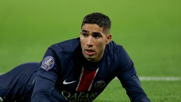 Paris Saint-Germain's Moroccan defender #02 Achraf Hakimi reacts on the field during the French L1 football match between Paris Saint-Germain (PSG) and FC Nantes at The Parc des Princes Stadium in Paris on November 30, 2024. (Photo by FRANCK FIFE / AFP)