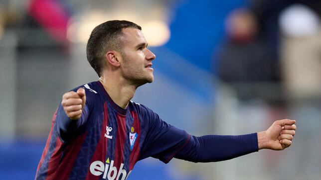 Ofensiva final por Aketxe