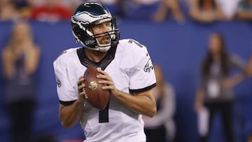 Aug 27, 2016; Indianapolis, IN, USA; Philadelphia Eagles quarterback Sam Bradford (7) drops back to pass against the Indianapolis Colts at Lucas Oil Stadium. Mandatory Credit: Brian Spurlock-USA TODAY Sports