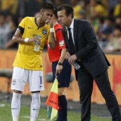 Dunga, sobre el Balón de Oro: "Voté a Neymar; es su momento"