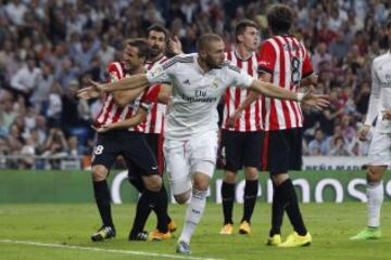 2-0. Benzema celebra el segundo tanto.