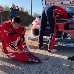 La mujer de Ogier incendia las redes criticando a Citroën