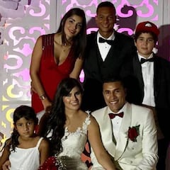 Murillo se casa y sus compañeros de Selección lo acompañan