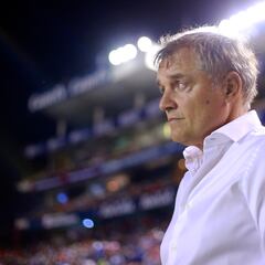 Los técnicos debutantes en Liga MX pagan derecho de piso