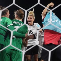 Berger lleva a Alemania a semifinales