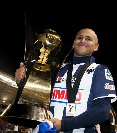 ¿Cómo llegó Humberto Suazo a Monterrey?