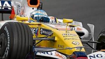 <b>LLAMATIVA. </b>Entre las novedades del R28 de Alonso llamaba poderosamente la atención la tapa del motor, con una imponente quilla al estilo de la que utiliza Red Bull.