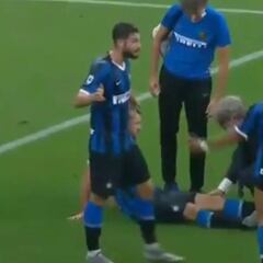 El reto de Alexis a un compañero que aplauden en Italia