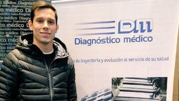 Augusto Solari durante el reconocimiento médico con Racing de Avellaneda.