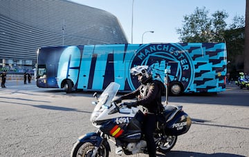 El autocar del Manchester City llegó primero al Santiago Bernabéu