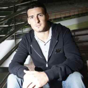 Nueva oportunidad para Aritz Aduriz ante un crecido Almería