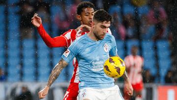 Unai Núñez durante un partido con el Celta.