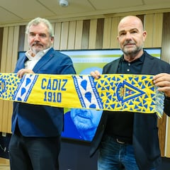 El futuro de San Emeterio, Guardiola y Sobrino, en el aire