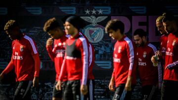 Los jugadores del Benfica se entrenan en Lisboa para el partido ante el Zenit.