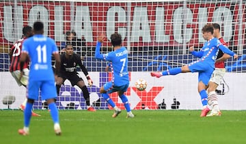 1-1. Antoine Griezmann iguala el marcador en el minuto 83.