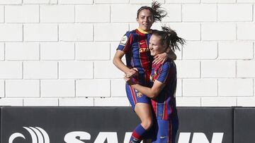Aitana Bonmatí y Graham Hansen, jugadoras del Barça ante el Valencia.