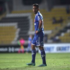 La U mejora con Zaldivia como figura, pero no logra ganar