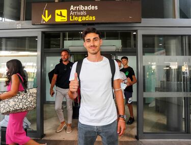 Oficial: Andr¨¦ Almeida ya es del Valencia hasta 2028