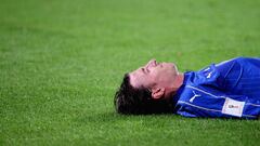 Riccardo Montolivo, tras caer lesionado.