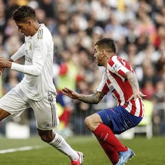 Varane: "Le regalamos un ladrillo a Mendy porque a veces da palos a los compañeros"