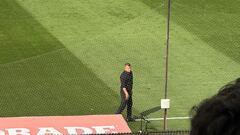 Esto que hizo Almirón indignó a los hinchas de Colo Colo: jamás se vio algo así en el Monumental