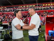 Funes saluda a Rubi.