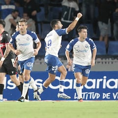 El Tenerife marca 400 minutos después
