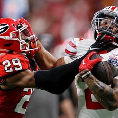 Where is the 2023 CFP National Championship being played? Past and future venues