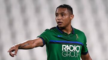 Luis Muriel durante un partido con Atalanta.