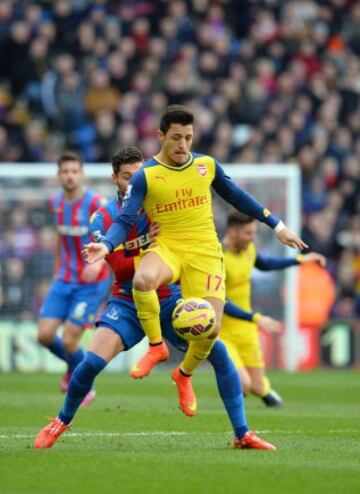 Alexis Sánchez vuelve a destacar en un nuevo compromiso de Arsenal.