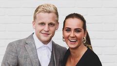 Van de Beek será padre con Estelle, la hija de Dennis Bergkamp