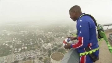 Buckets Blakes drops 178-metre shot off San Antonio Tower!