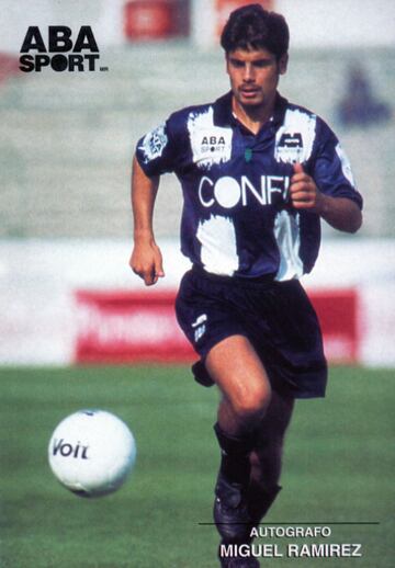 El técnico de Wanderers tuvo una dilatada trayectoria como jugador, destacando en Colo Colo, Católica y Monterrey. Además jugó en Real Sociedad de España.