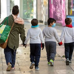 ¿En qué países ya se permite salir a los niños en cuarentena?