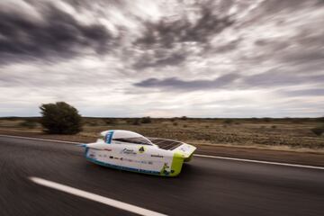 Punch Powertrain Solar Team de Bélgica.

 