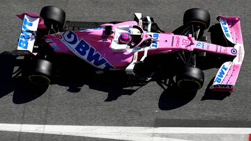 El Racing Point de la pol&eacute;mica, en Montmel&oacute; durante los test, con Lance Stroll al volante.