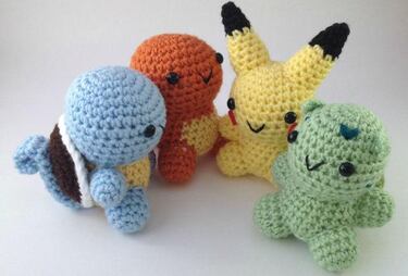 Dale un abrazo a estos adorables peluches de Pokémon