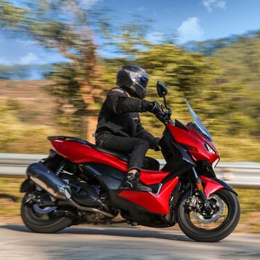 ¡Imperdible! Llega a Chile la Maxi Scooter Zontes