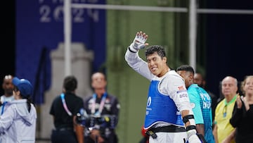 Carlos Sansores of Mexico during competition Taekwondo fight Men +80kg Men +80kg Bronze Medal Contest against Cheick Sallah Cissen of Ivory Coast as part of the Paris 2024 Olympic Games at Grand Palais on August 10, 2024 in Paris, France.