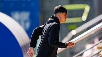 El centrocampista del FC Barcelona, Marc Bernal. EFE/ Alejandro García