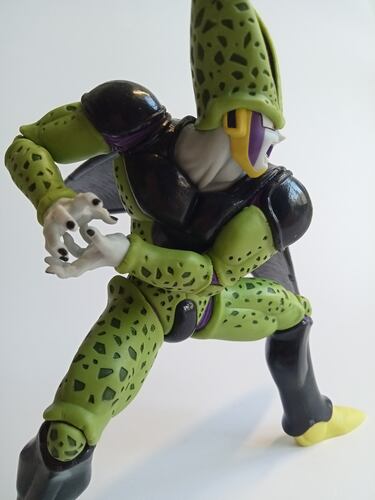 Figuras de Gohan vs Célula de 'Dragon Ball Z' por Banpresto