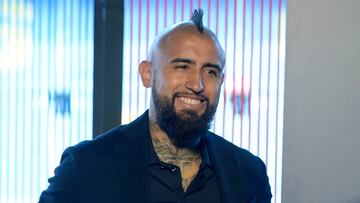 Arturo Vidal no se olvida de Bravo y Pellegrini