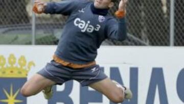 <b>REFERENCIA OFENSIVA. </b>Roberto será el punta del Huesca en el partido de esta tarde.