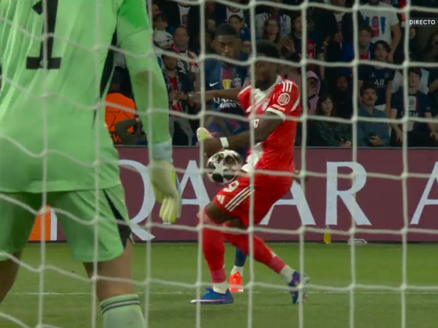 PSG awarded controversial handball penalty against Bayern in Champions League semifinal - AS USA