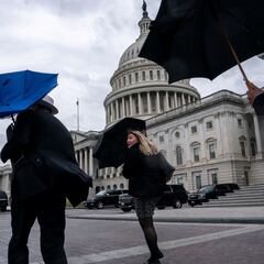 How does the Senate Republican leader race work? Who has a vote?