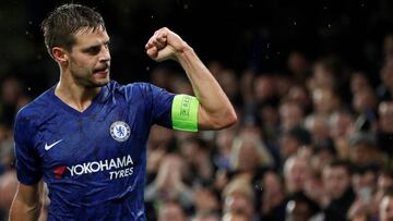 El defensa espa&ntilde;ol del Chelsea, C&eacute;sar Azpilicueta, durante un partido.