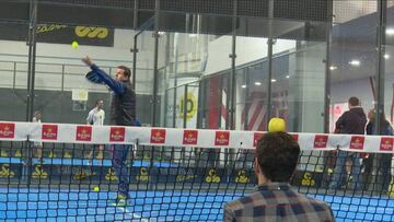 ¿Conseguirá Paquito Navarro darle a la manzana de la cabeza?