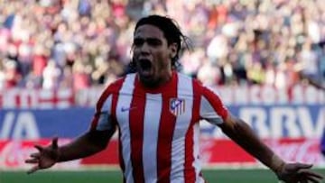 El 'Tigre' Falcao abusa del Racing con un hat-trick