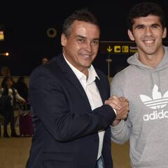 Aleñá está en Sevilla y apunta al duelo ante el Alavés