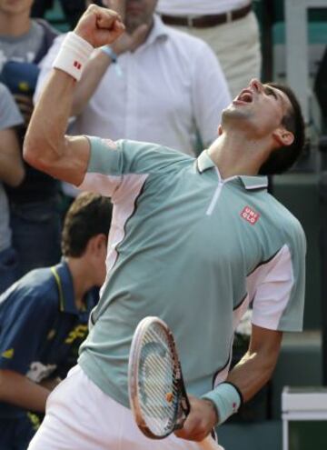 Novak Djokovic contento tras ganar al alemán Tommy Haas.